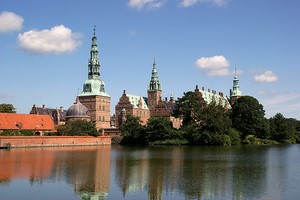 Leiebil Hiller�d