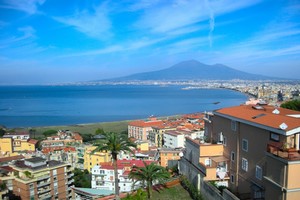 Leiebil Napoli