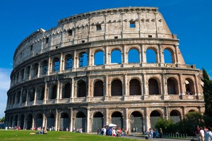 Billig Leiebil i Roma finner du her ➤ Våre tilbud på Bilutleie inkluderer forsikringer ✓ & ubegrenset kjørelengde ✓ Inntil 70% BESPARELSE!