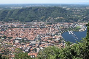 Leiebil Como